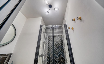 13-renovation-salle-d-eau-noir-et-blanc-asnieres-sur-seine-agence-studio-b